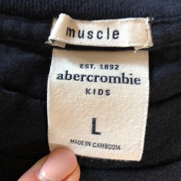 Abercrombie kids football tee shirt - Picture 3 of 4